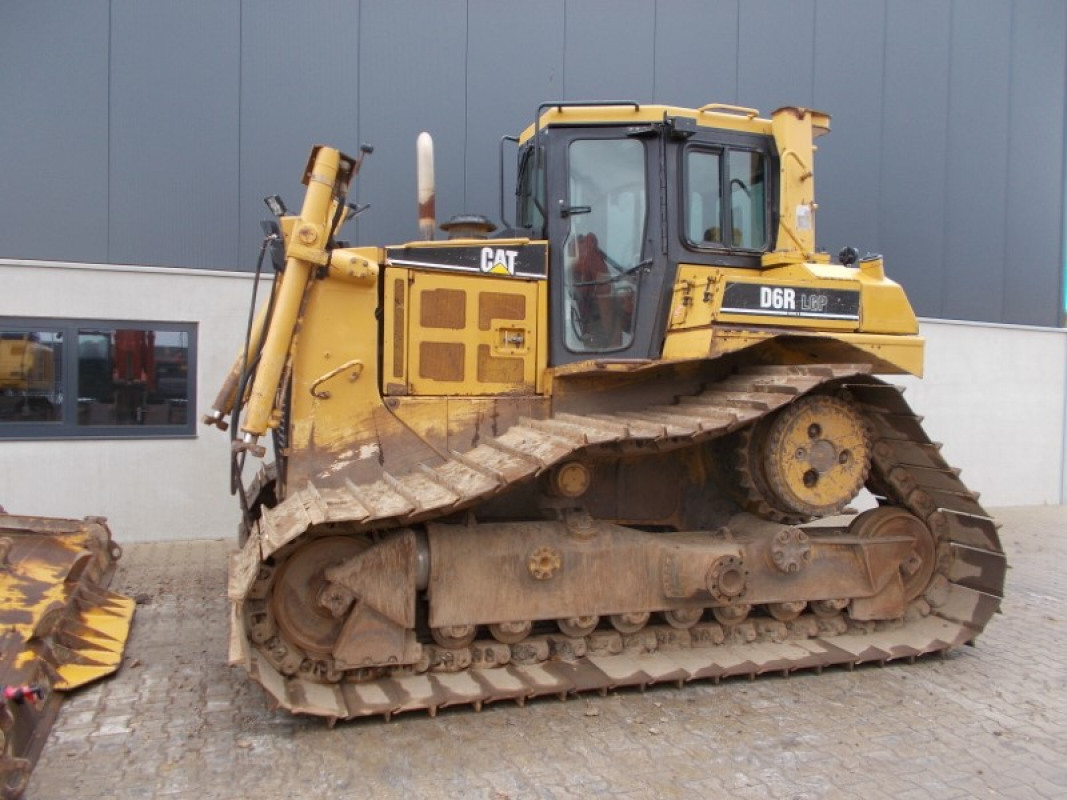 caterpillar d 6 r