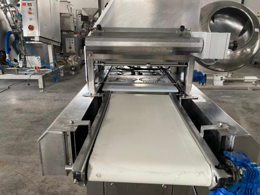 1 Top Rated Industrial Food Tray Sealer, ILPRA Speedy Tray Sealer